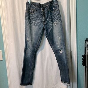 Express | Medium Blue Low Rise Distressed Boyfriend Fit Skinny Jean | Sz 4‎